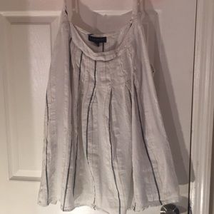 White tank top/ never worn no tags